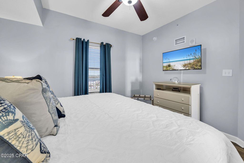 Image 4 of property listing at 5115 Gulf Drive 1806, Panama City Beach, FL 32408