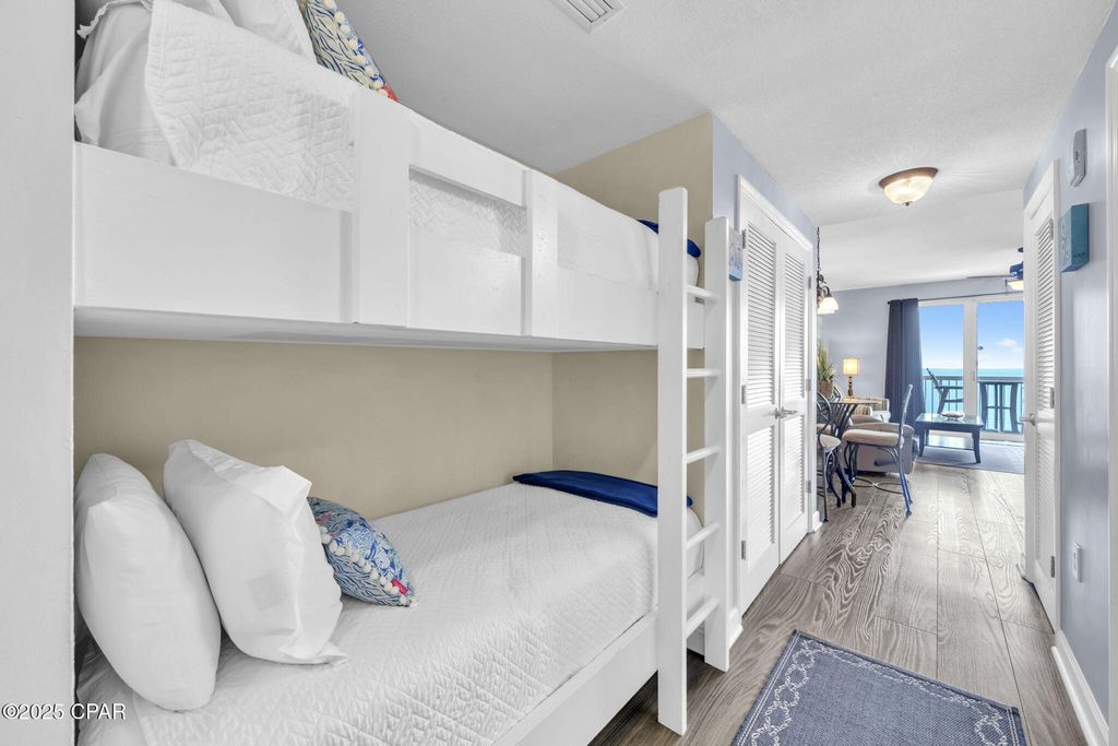 Image 7 of property listing at 5115 Gulf Drive 1806, Panama City Beach, FL 32408