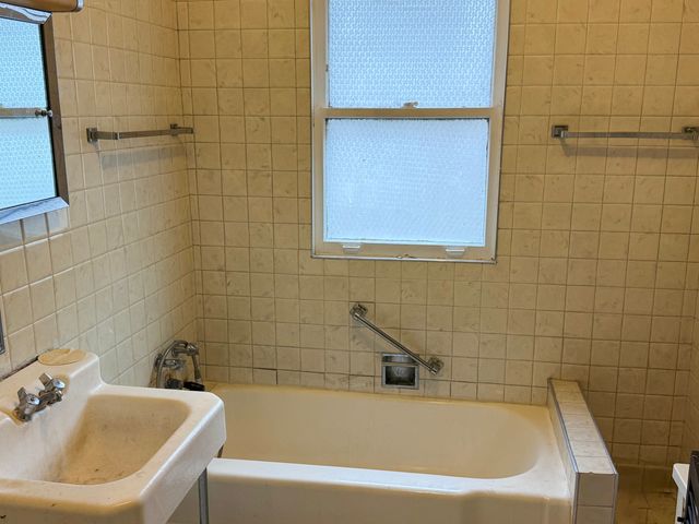 7343 S Prairie Avenue, Chicago, IL 60619