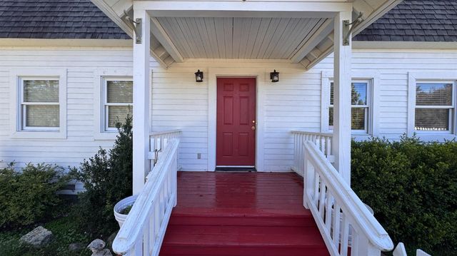 13050 Discovery Way, Nevada City, CA 95959