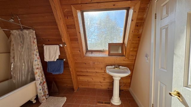 13050 Discovery Way, Nevada City, CA 95959