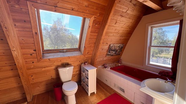 13050 Discovery Way, Nevada City, CA 95959