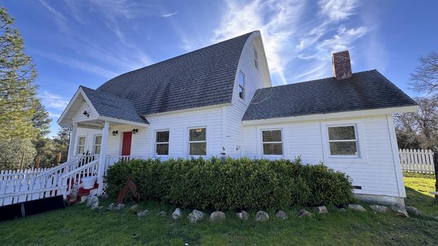 13050 Discovery Way, Nevada City, CA 95959