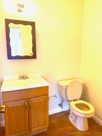 29 Van Buren Avenue APT I1, Norwalk, CT 06850