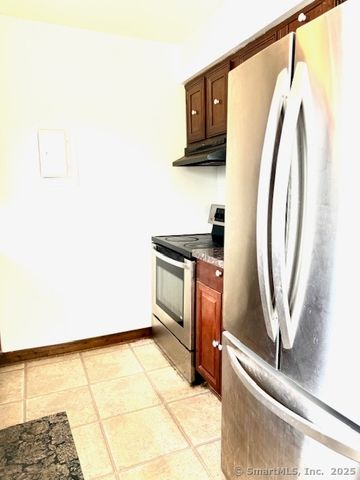 29 Van Buren Avenue APT I1, Norwalk, CT 06850