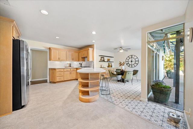 6709 Stanley Ave, Carmichael, CA 95608