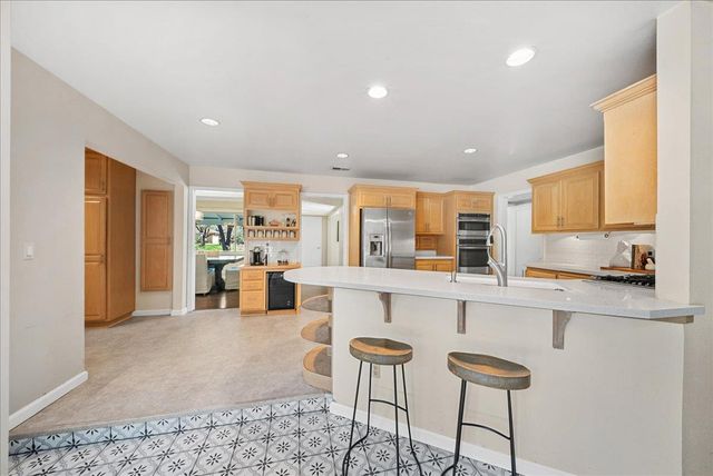 6709 Stanley Ave, Carmichael, CA 95608