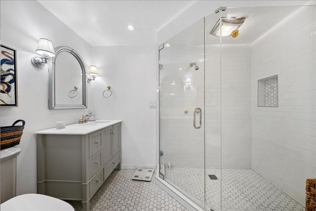 6709 Stanley Ave, Carmichael, CA 95608