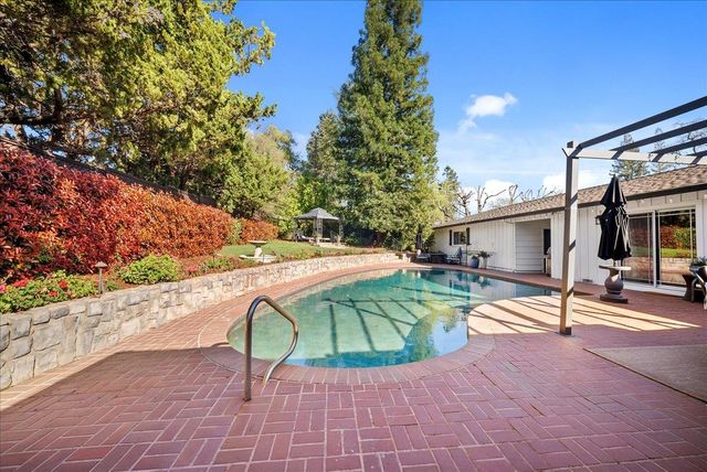 6709 Stanley Ave, Carmichael, CA 95608