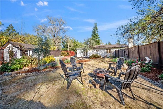 6709 Stanley Ave, Carmichael, CA 95608