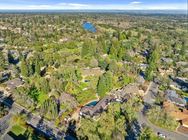 6709 Stanley Ave, Carmichael, CA 95608