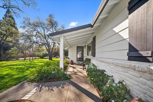 6709 Stanley Ave, Carmichael, CA 95608