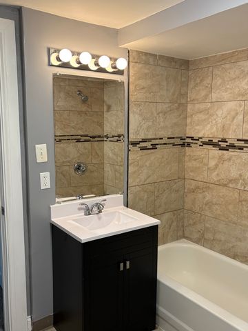 409 W 144th Street 3, Riverdale, IL 60827