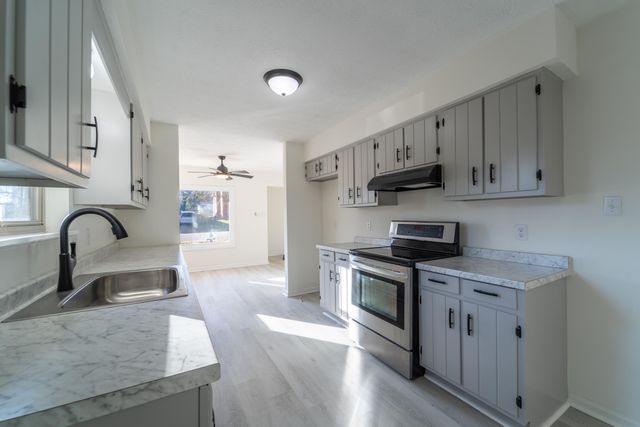 600 Kenway Street, Berea, KY 40403