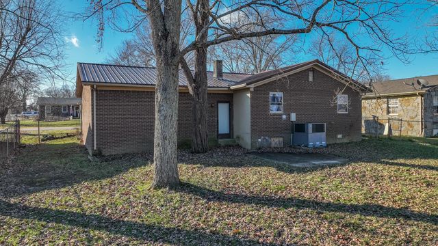 600 Kenway Street, Berea, KY 40403