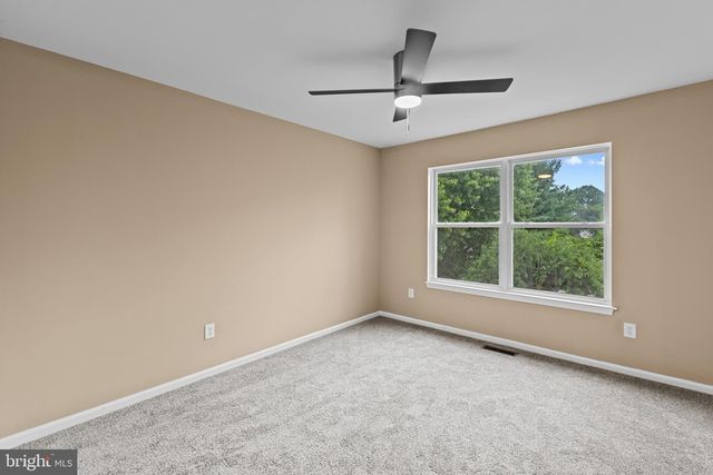 28 EYNON CT, Hockessin, DE 19707