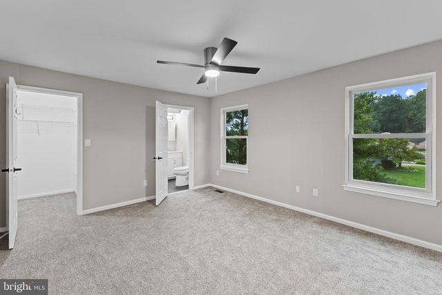 28 EYNON CT, Hockessin, DE 19707