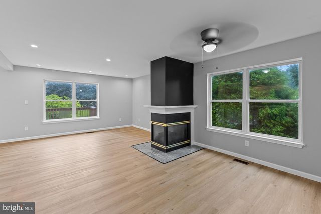 28 EYNON CT, Hockessin, DE 19707