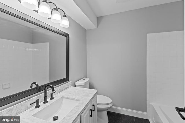 28 EYNON CT, Hockessin, DE 19707