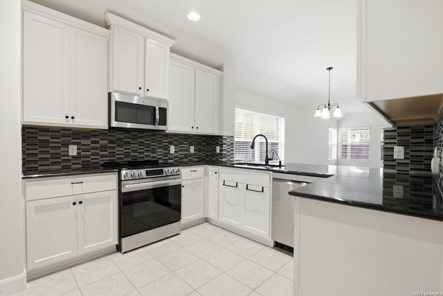 113 Churchill, Boerne, TX 78006