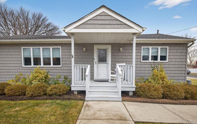 737 Belmore Avenue, Islip Terrace, NY 11752