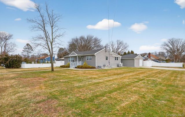 737 Belmore Avenue, Islip Terrace, NY 11752