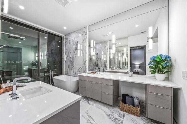 4098 NE 167 Street 9, North Miami Beach, FL 33160