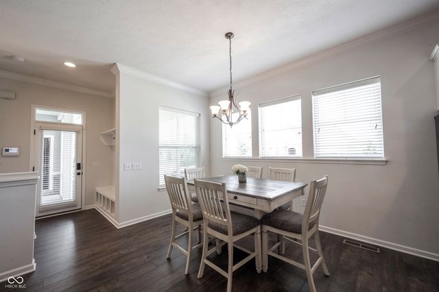 1715 Rossmay, Westfield, IN 46074
