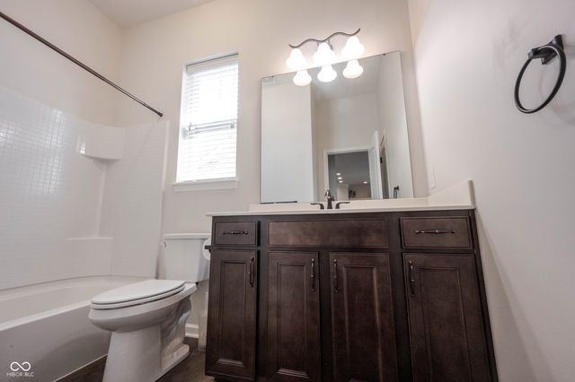 1715 Rossmay, Westfield, IN 46074