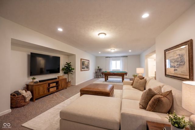 1715 Rossmay, Westfield, IN 46074