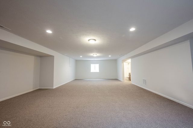 1715 Rossmay, Westfield, IN 46074