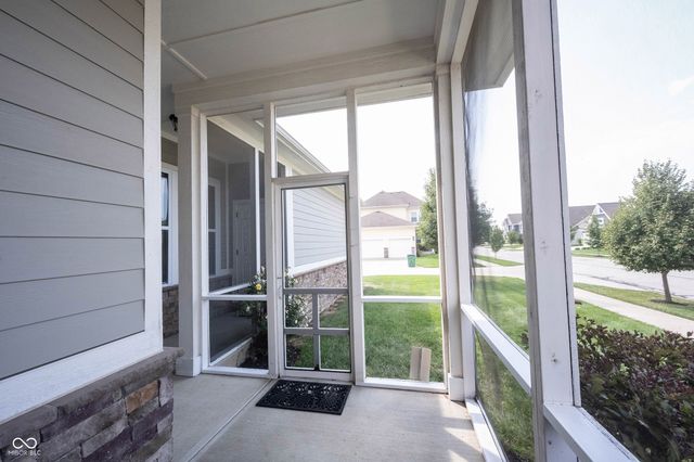 1715 Rossmay, Westfield, IN 46074