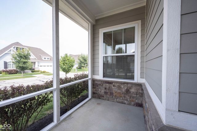 1715 Rossmay, Westfield, IN 46074