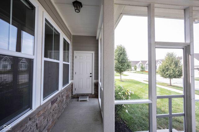 1715 Rossmay, Westfield, IN 46074
