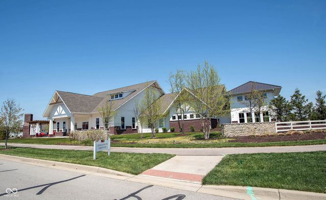 1715 Rossmay, Westfield, IN 46074