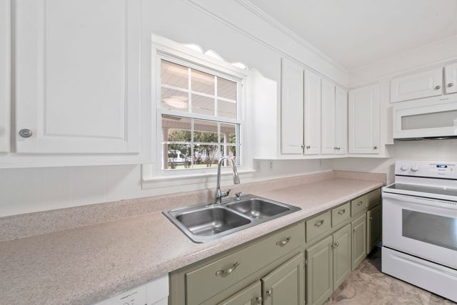 615 Meadow Rd, Mount Pleasant, TN 38474