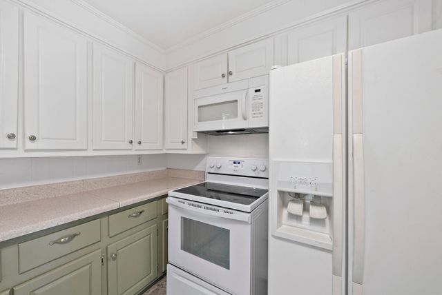 615 Meadow Rd, Mount Pleasant, TN 38474