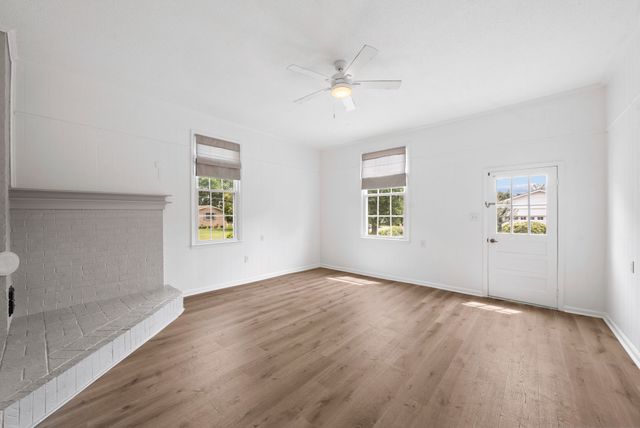 615 Meadow Rd, Mount Pleasant, TN 38474
