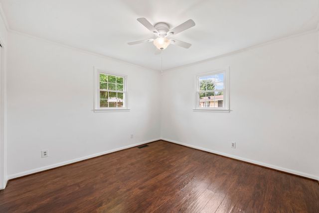 615 Meadow Rd, Mount Pleasant, TN 38474