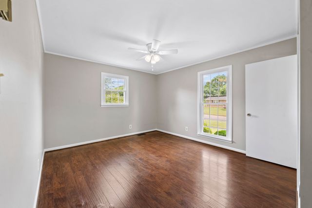 615 Meadow Rd, Mount Pleasant, TN 38474
