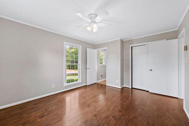 615 Meadow Rd, Mount Pleasant, TN 38474