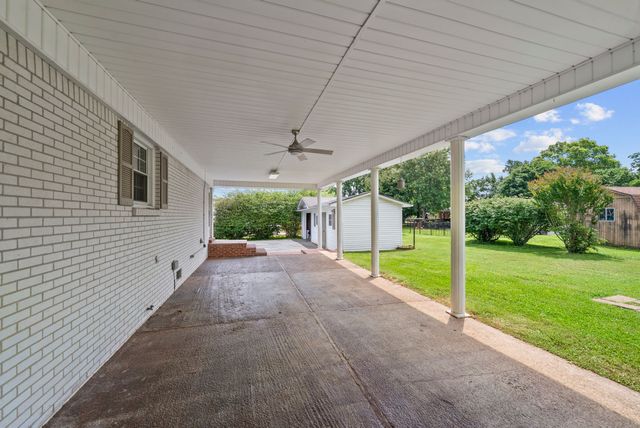 615 Meadow Rd, Mount Pleasant, TN 38474