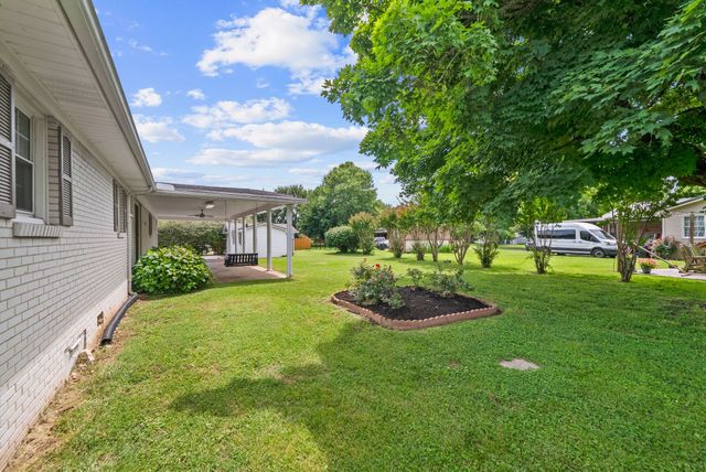615 Meadow Rd, Mount Pleasant, TN 38474