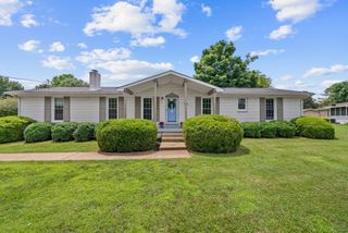 615 Meadow Rd, Mount Pleasant, TN 38474