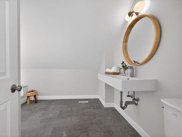 57 Lexington St 57, Watertown, MA 02472