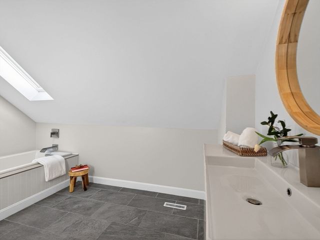 57 Lexington St 57, Watertown, MA 02472