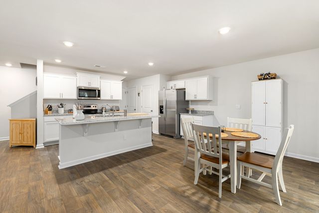 1861 Wildhorse Drive, Sumter, SC 29153