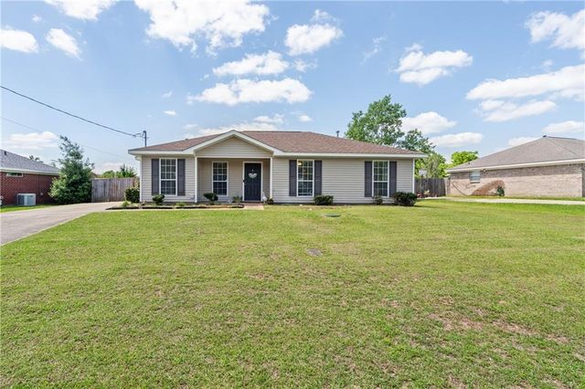 13588 James Copeland Drive, Mobile, AL 36695