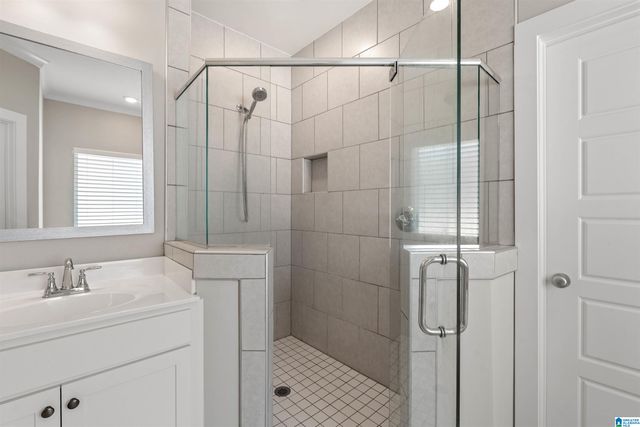1013 UNALI LANE, Leeds, AL 35094