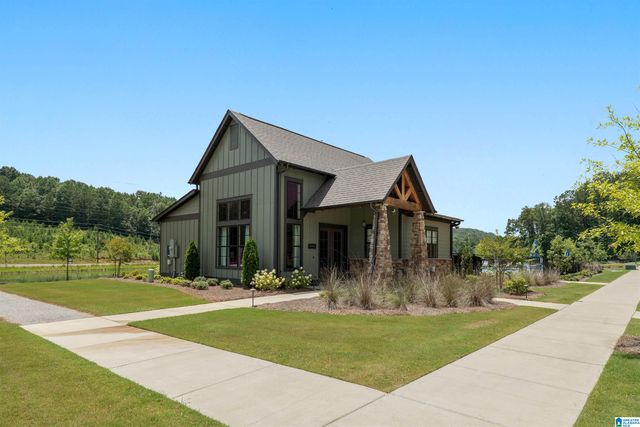 1013 UNALI LANE, Leeds, AL 35094